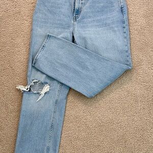 Abercrombie & Fitch Light Blue The ‘90s Straight Leg Jeans
